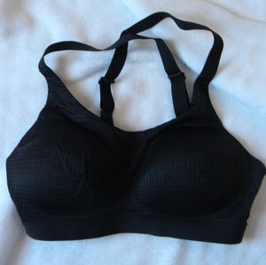 Victoria's Secret, Black Sports Bra 32D